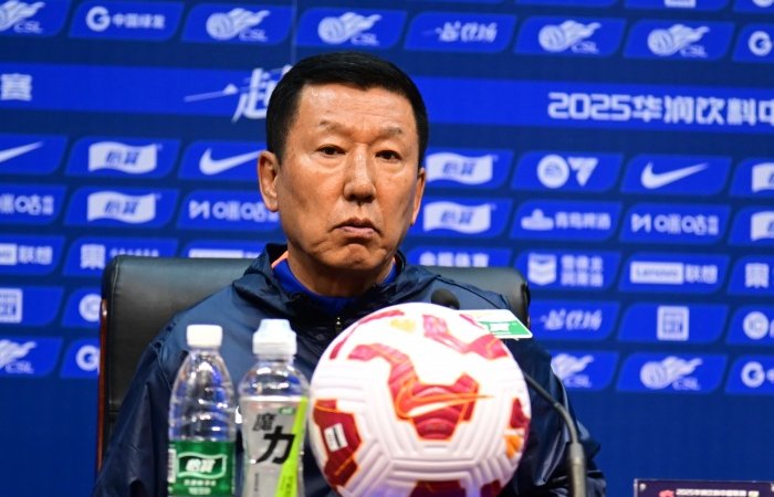 韩国足球名帅崔康熙秘密返韩疗伤 上月已向山东泰山俱乐部报备